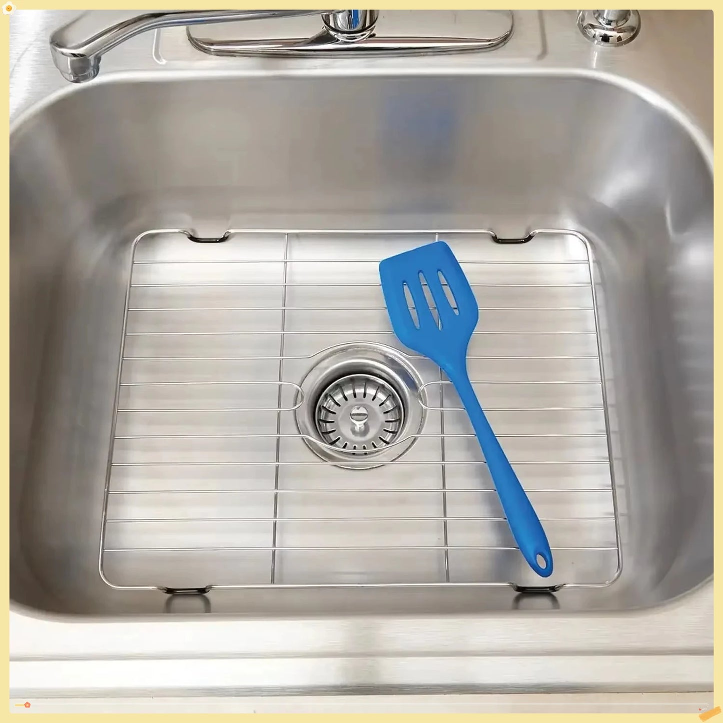 Stainless Steel Sink Grid Protects Surfaces & Keeps Sinks Spotless