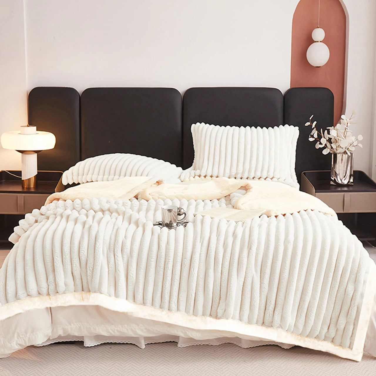 Soft & Warm Weighted Fleece Blanket