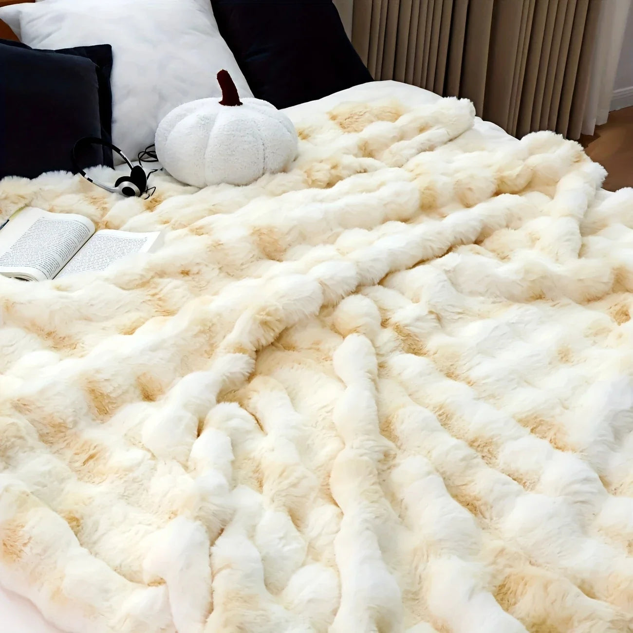 Soft & Warm Cozy Fleece Blanket