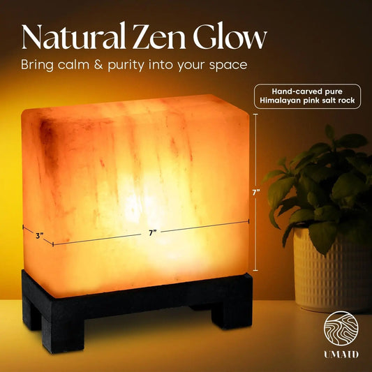 Natural Himalayan crystal salt lamp with a soothing, warm glow