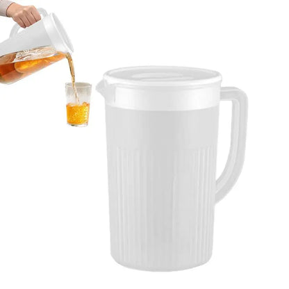 Large Beverage Pitcher With Lid 2.7L