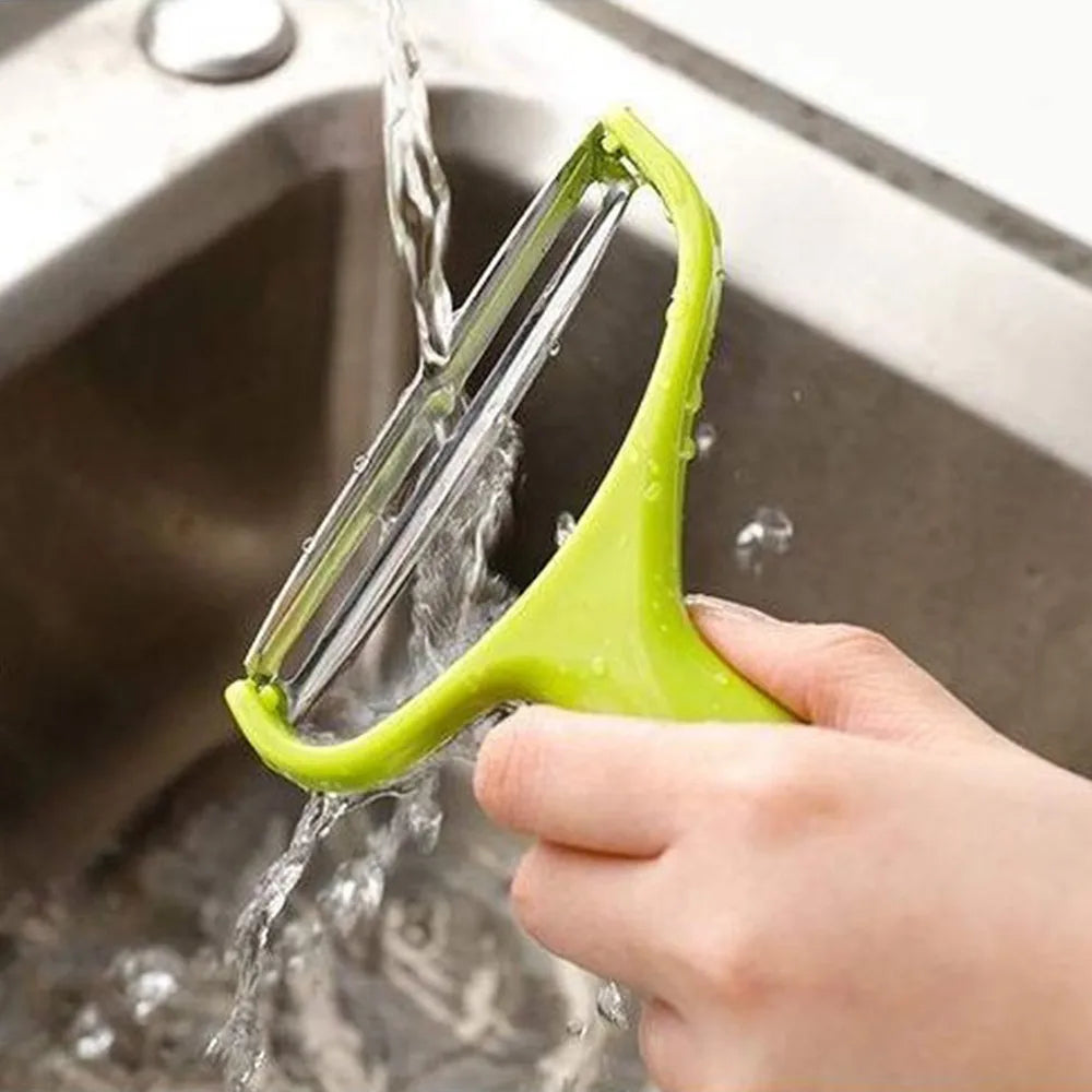 A Vegetable Slicer Ideal for Quick Salads, Crisp Slaws & Easy Meal Prep