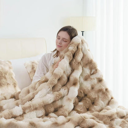 Soft & Cozy Weighted Fleece Blanket