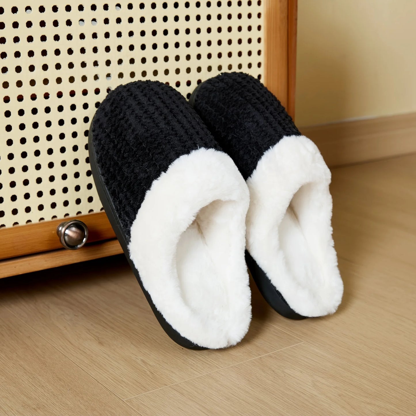 Uni-Sex Ultra-soft plush House Slippers