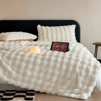 Soft & Cozy Weighted Fleece Blanket